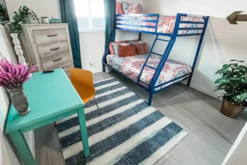 Zen Haven for Travelers (Unit 1) view 5