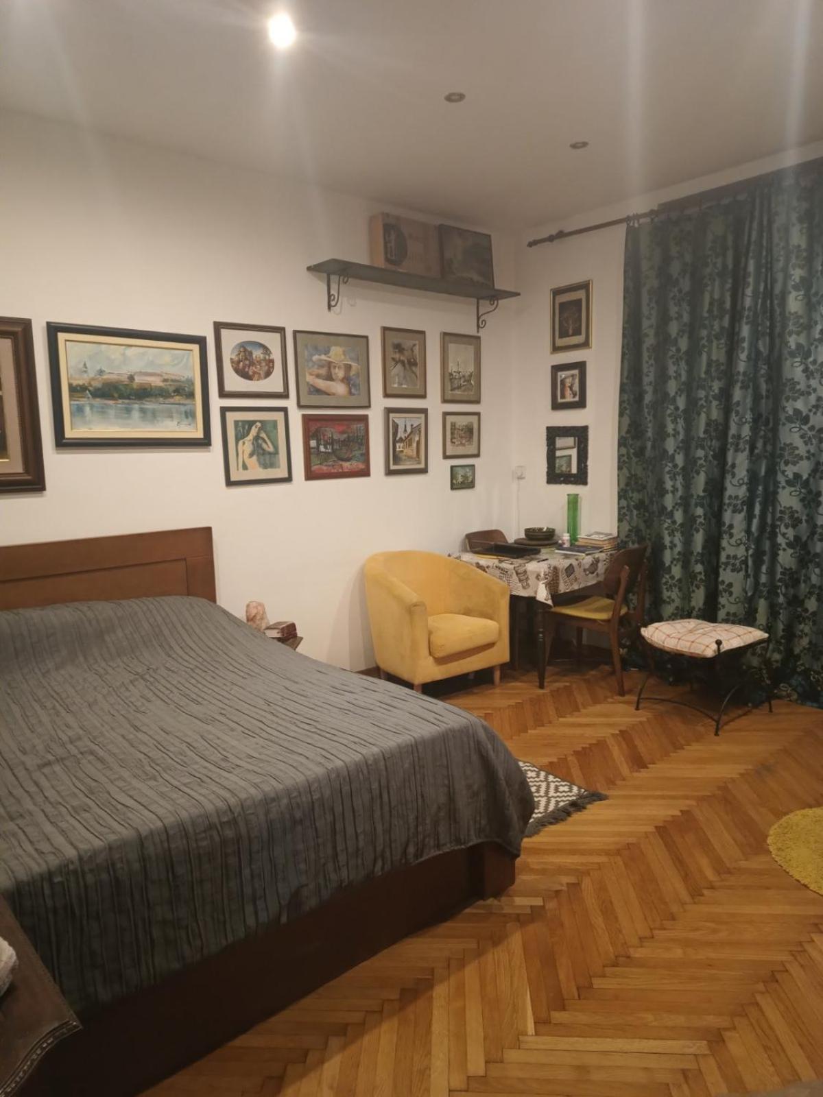 Casa Mia Antique view 4