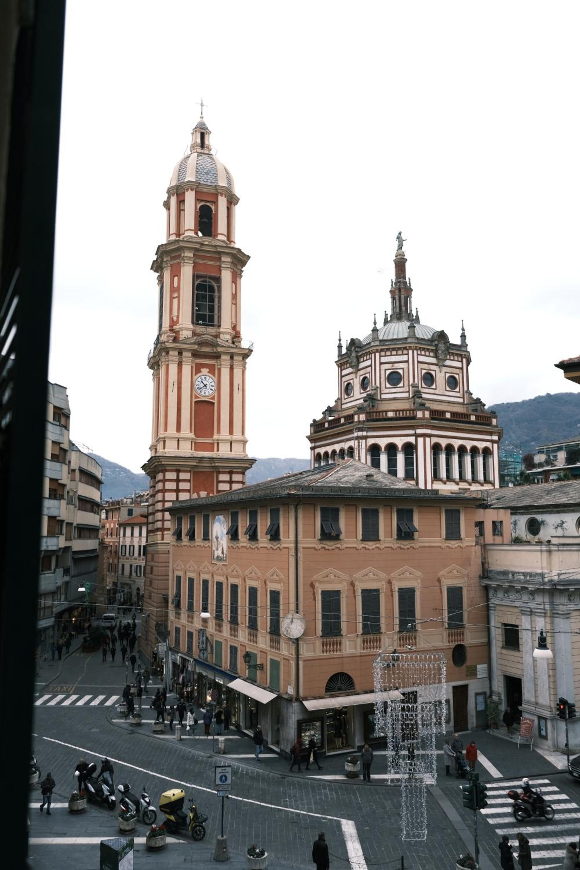 Finestra Sulla Piazza by PortofinoVacanze