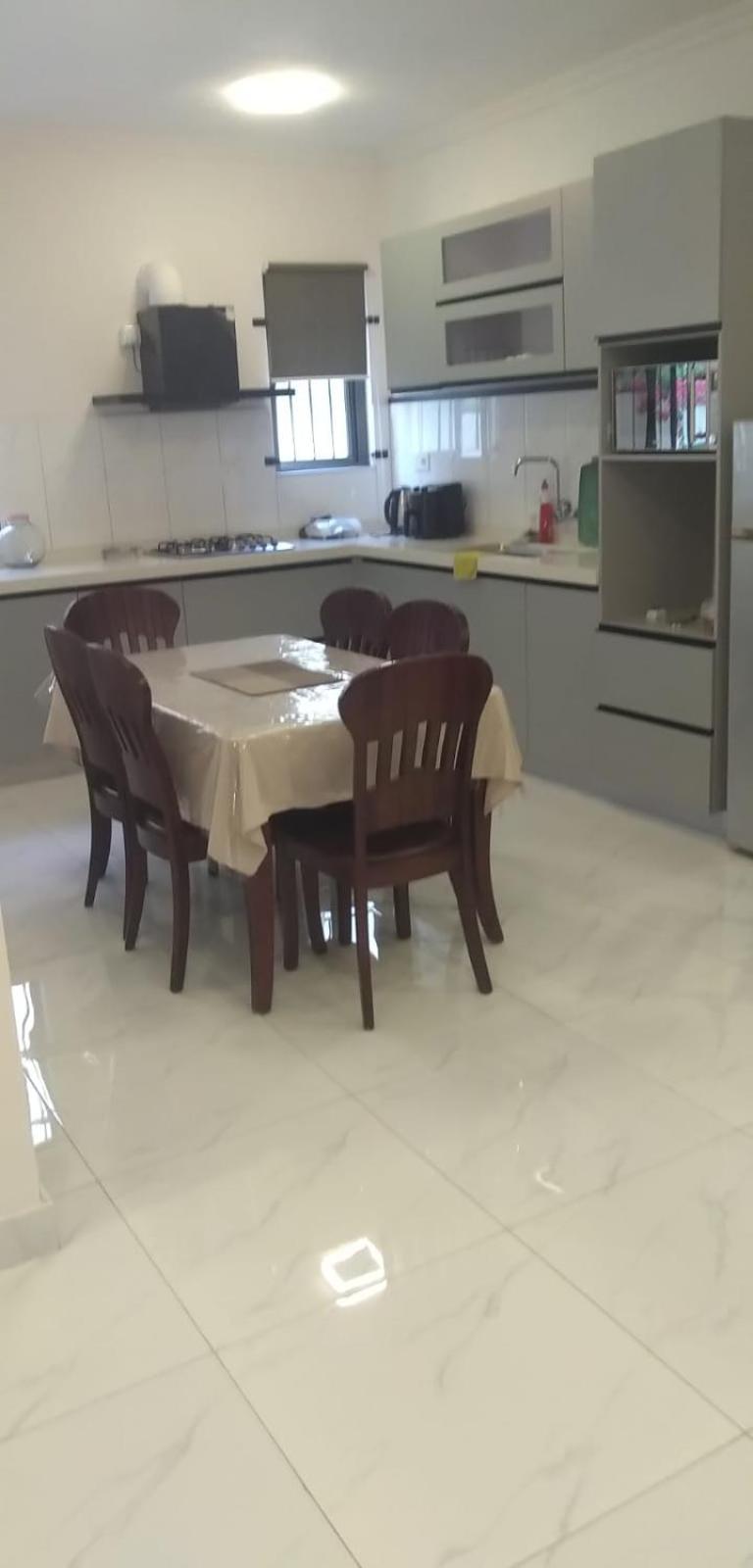NAYUHA apt B view 4