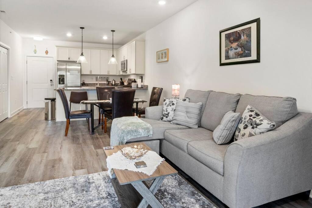 Great 2-bed Condo, Old Salt Lane view 4