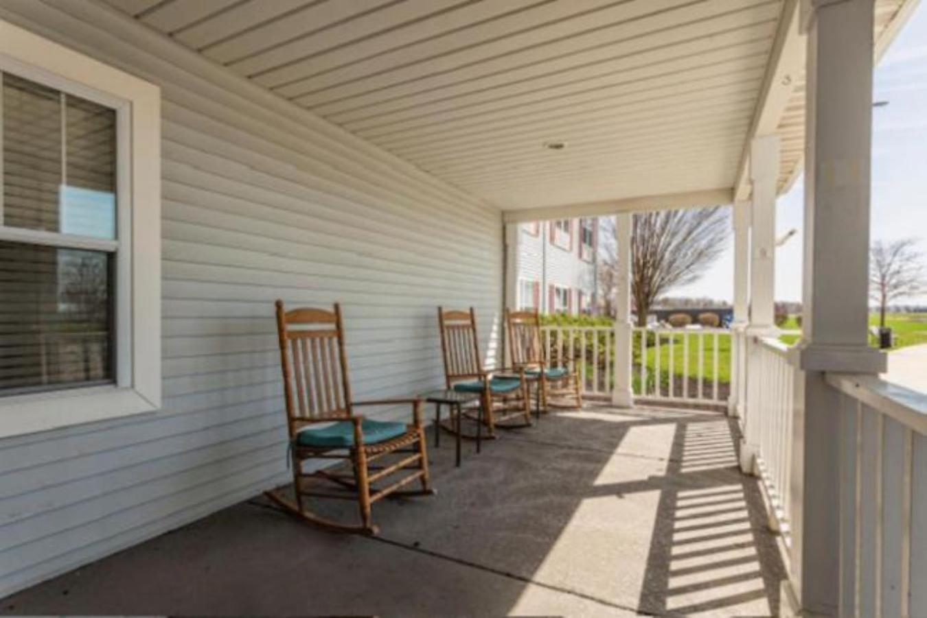 Lancaster Inn Suites - Property Image 26