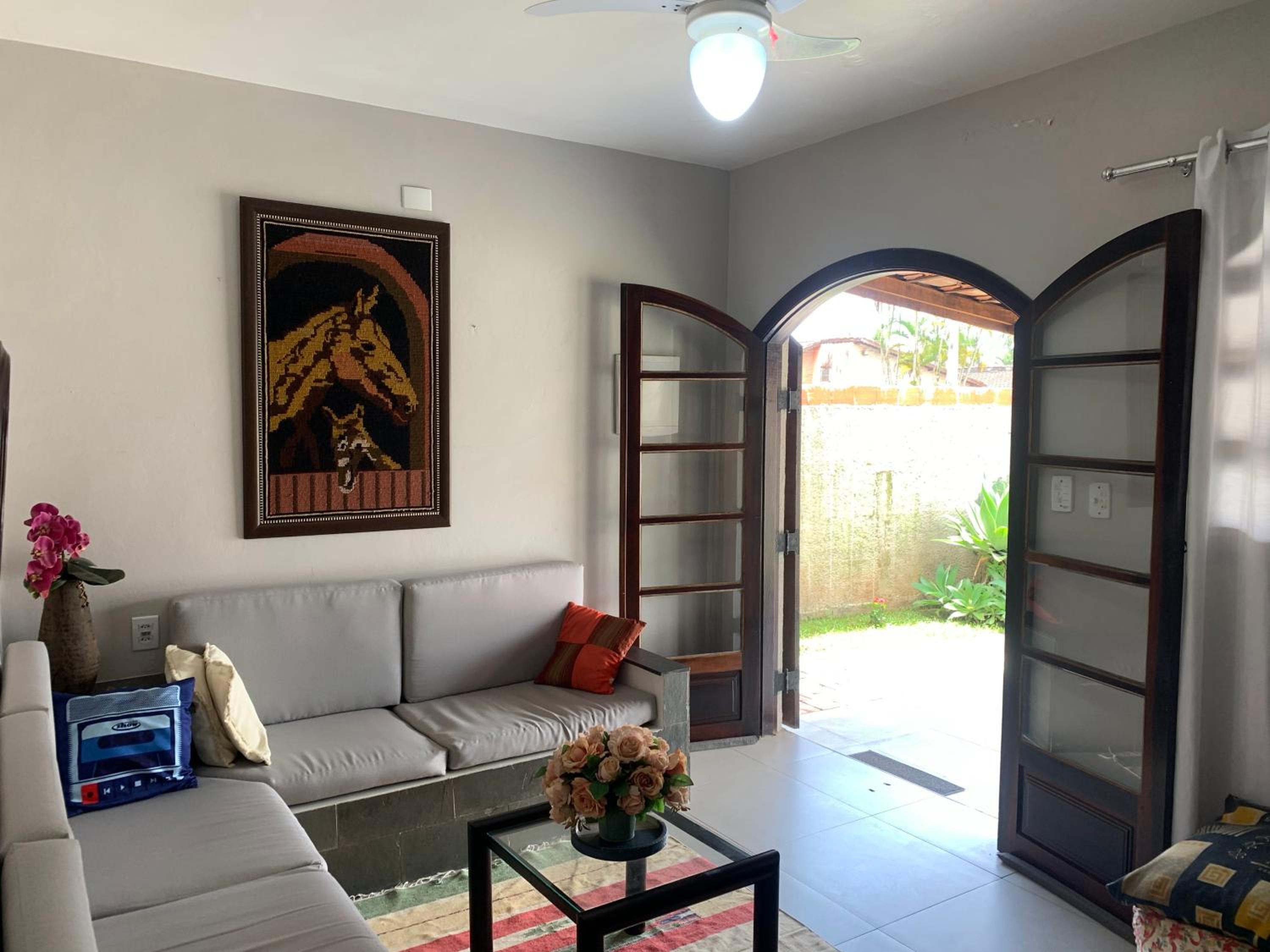 Casa com Piscina Exclusiva - Condomínio em frente ao Mar - Portaria 24h