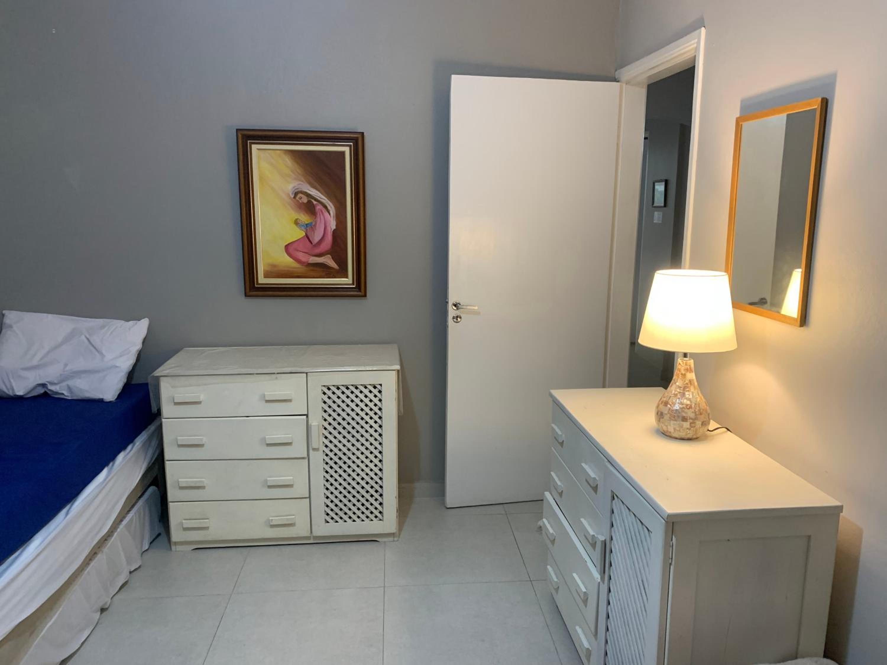 Casa com Piscina Exclusiva - Condomínio em frente ao Mar - Portaria 24h