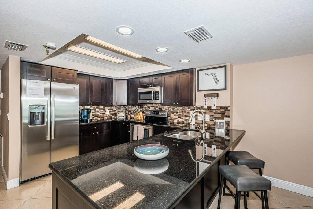 Resort living Beachfront Suite