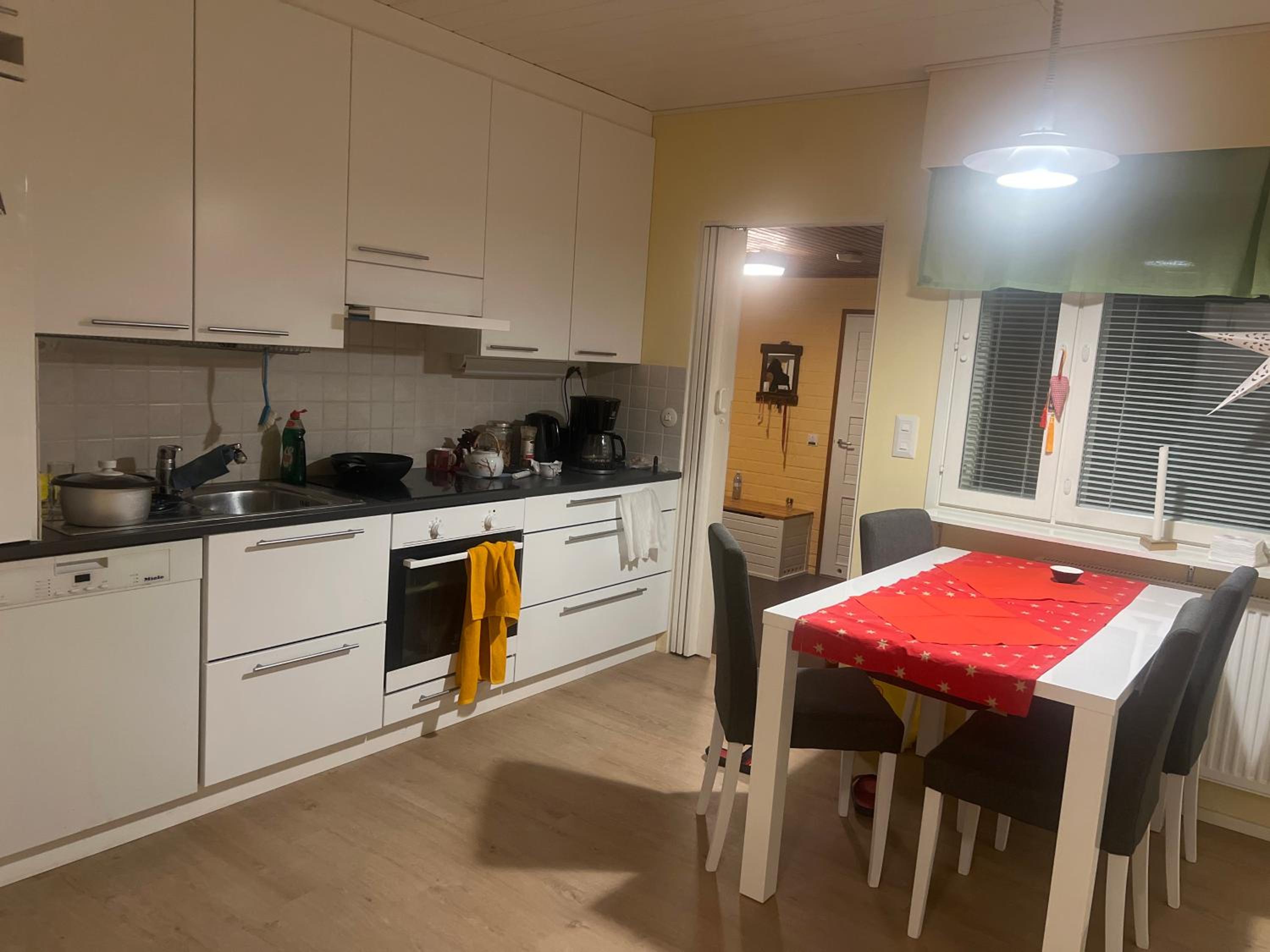Private room in a shared detached house