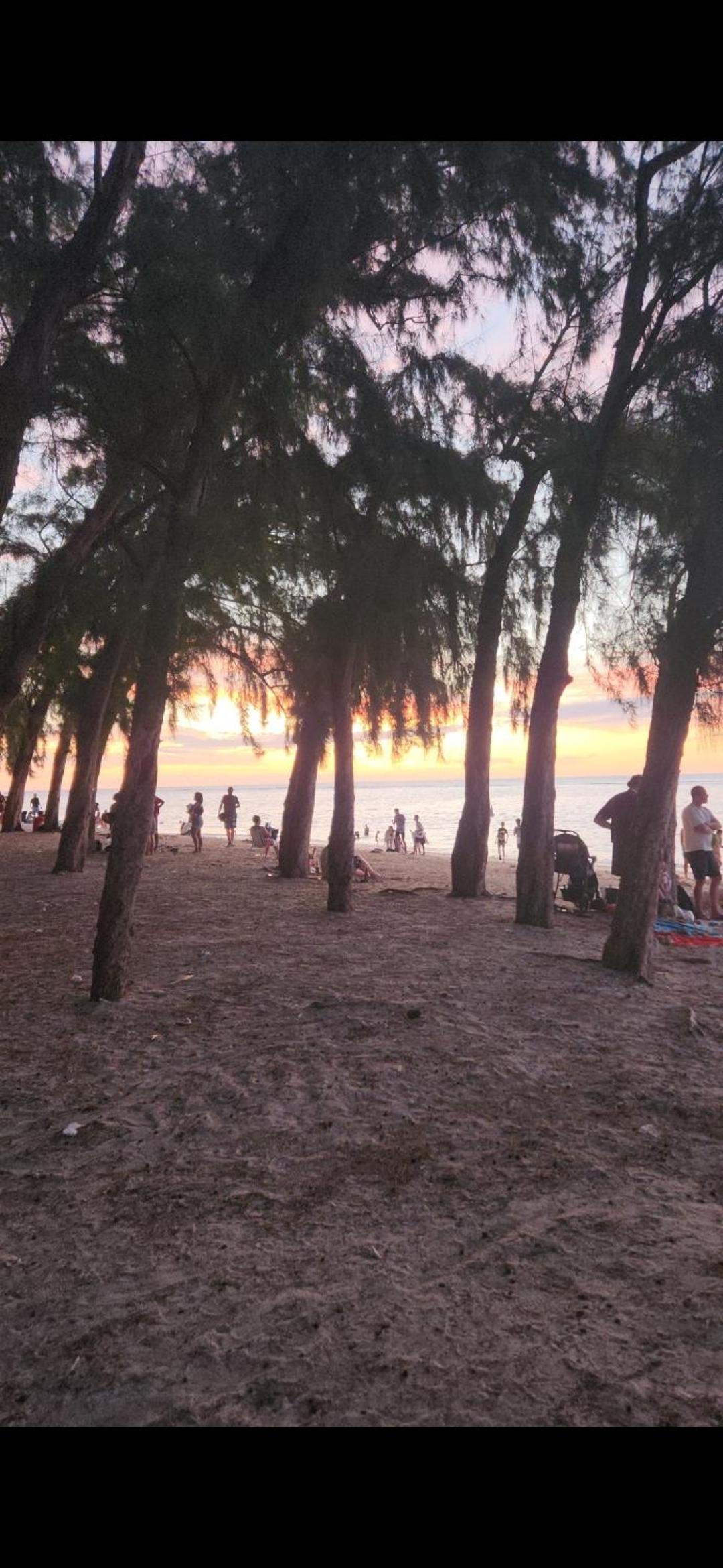 Camelia Bldg, Groundfloor, 3 min to beach view 3