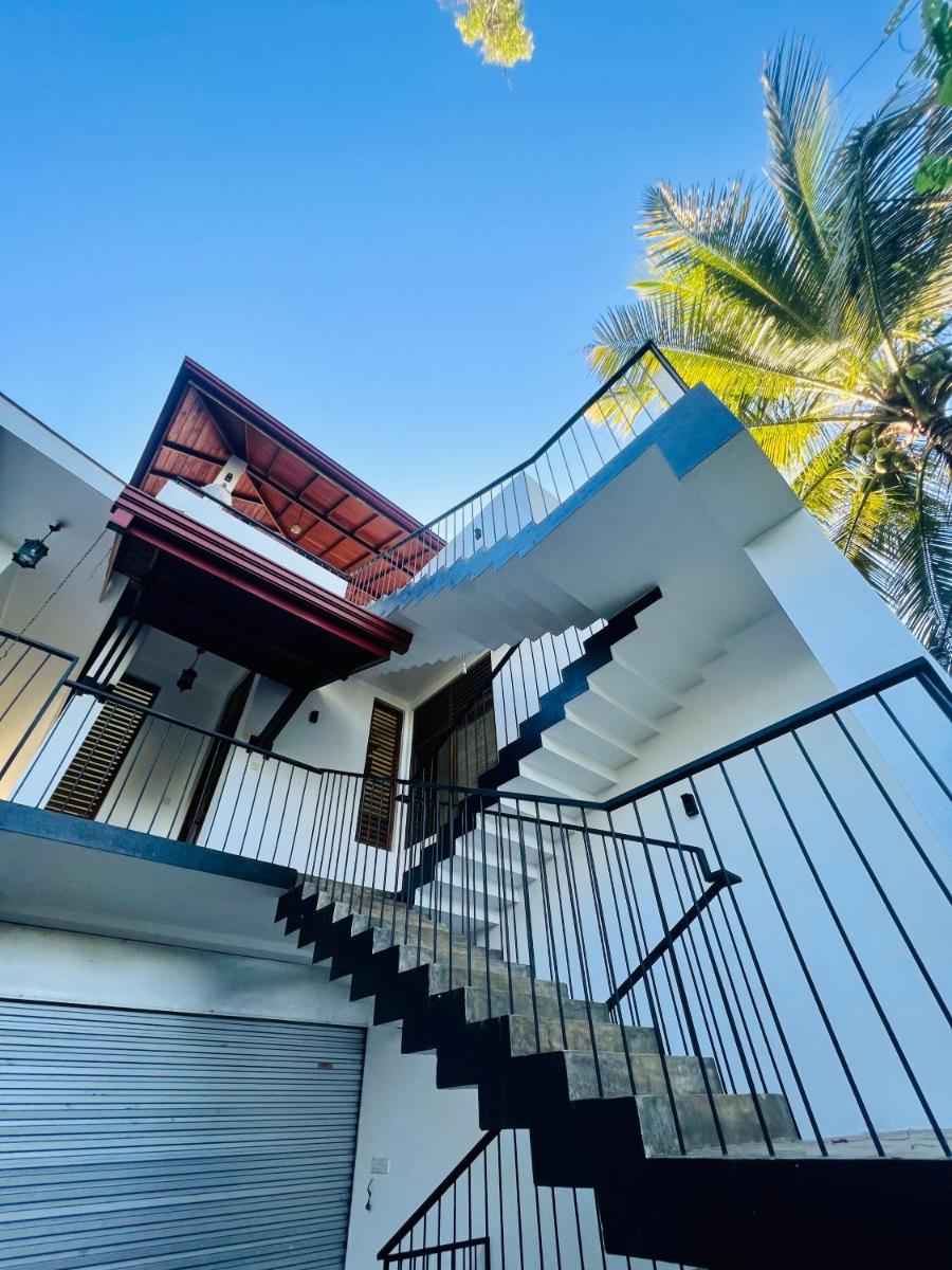 Villa Sooriya Weaving view 2