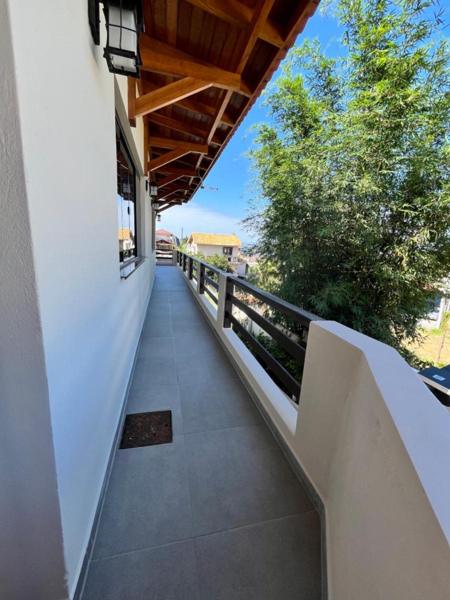 Praia de São Miguel - Penha - SC - Casa com piscina a 200 mts da praia