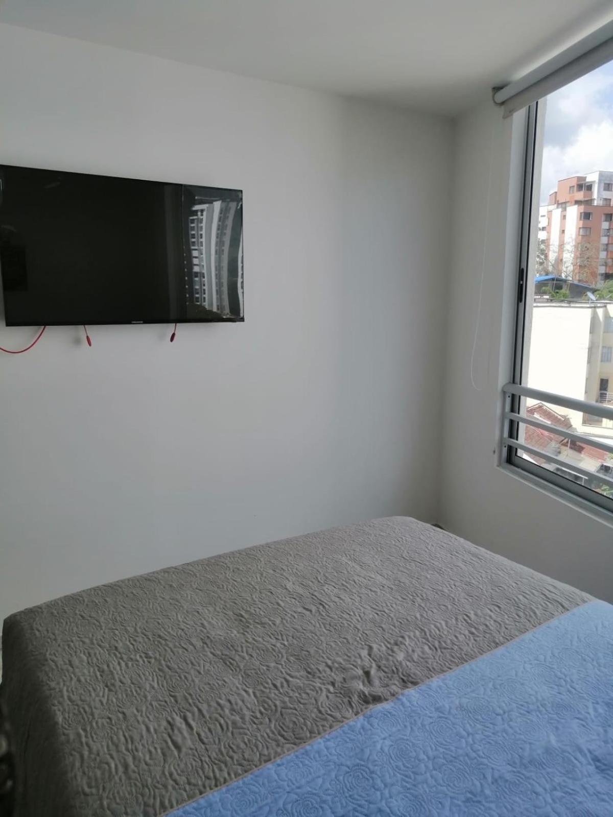 Beautiful apartment with rooftop view 4