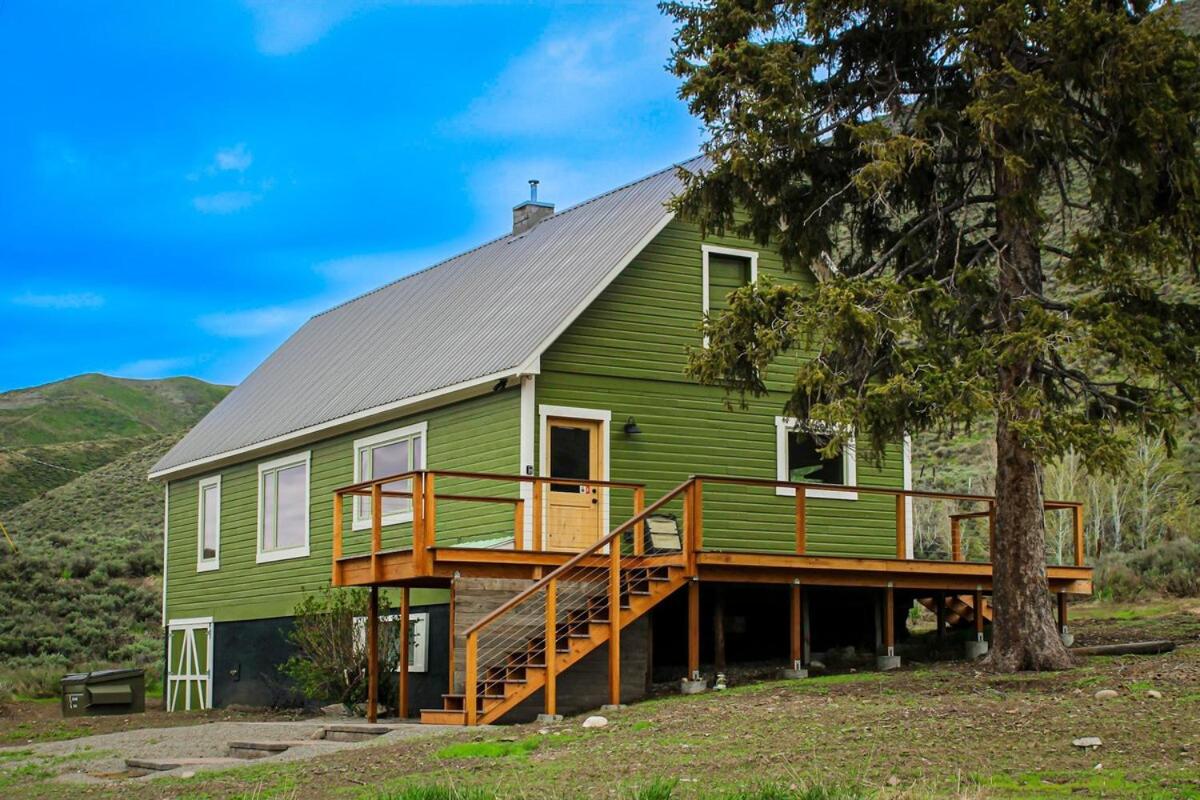 Triumph Ranch Farm House