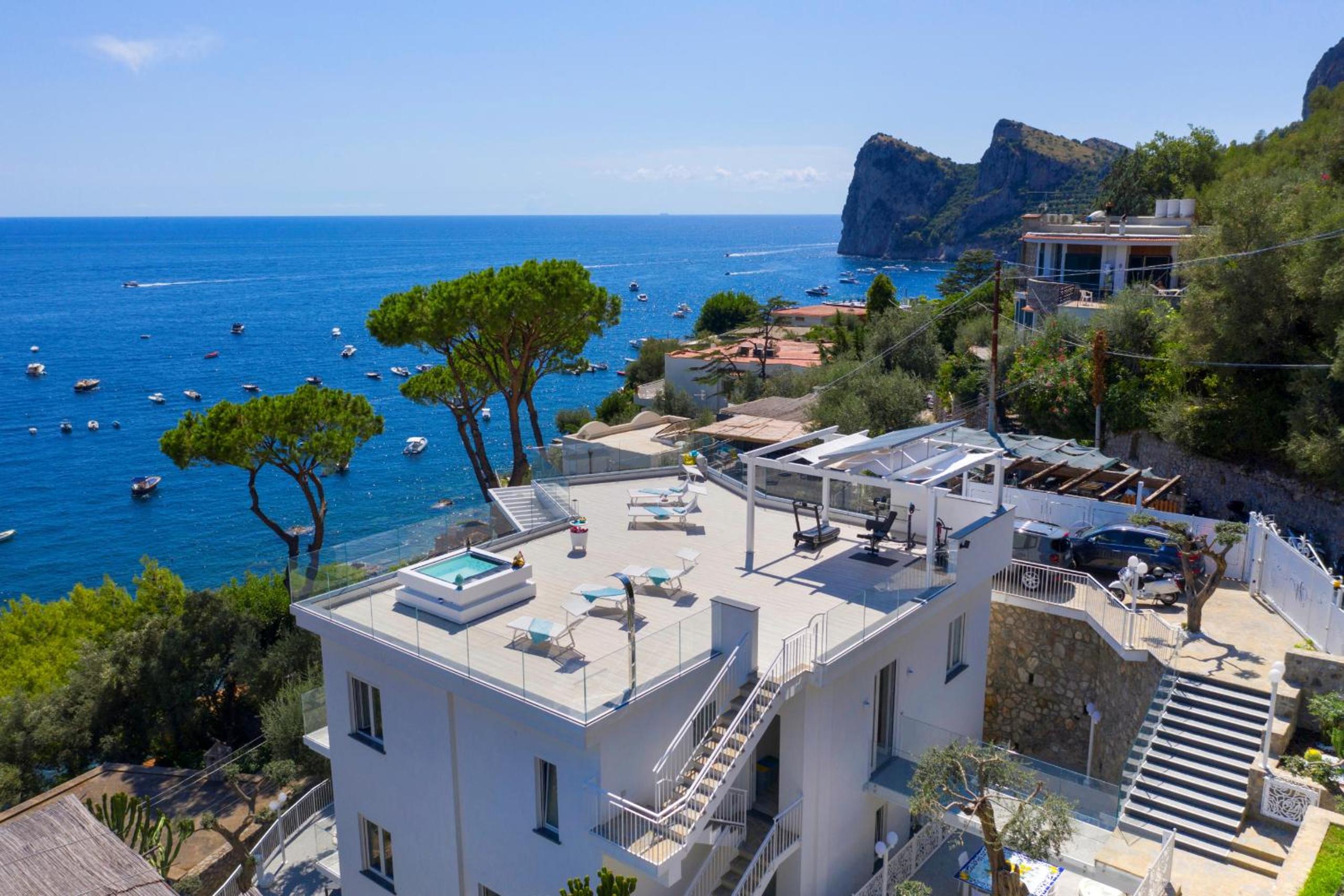 My Exclusive Italy - Villa by the beach with sea-view and Luxury amenities view 3
