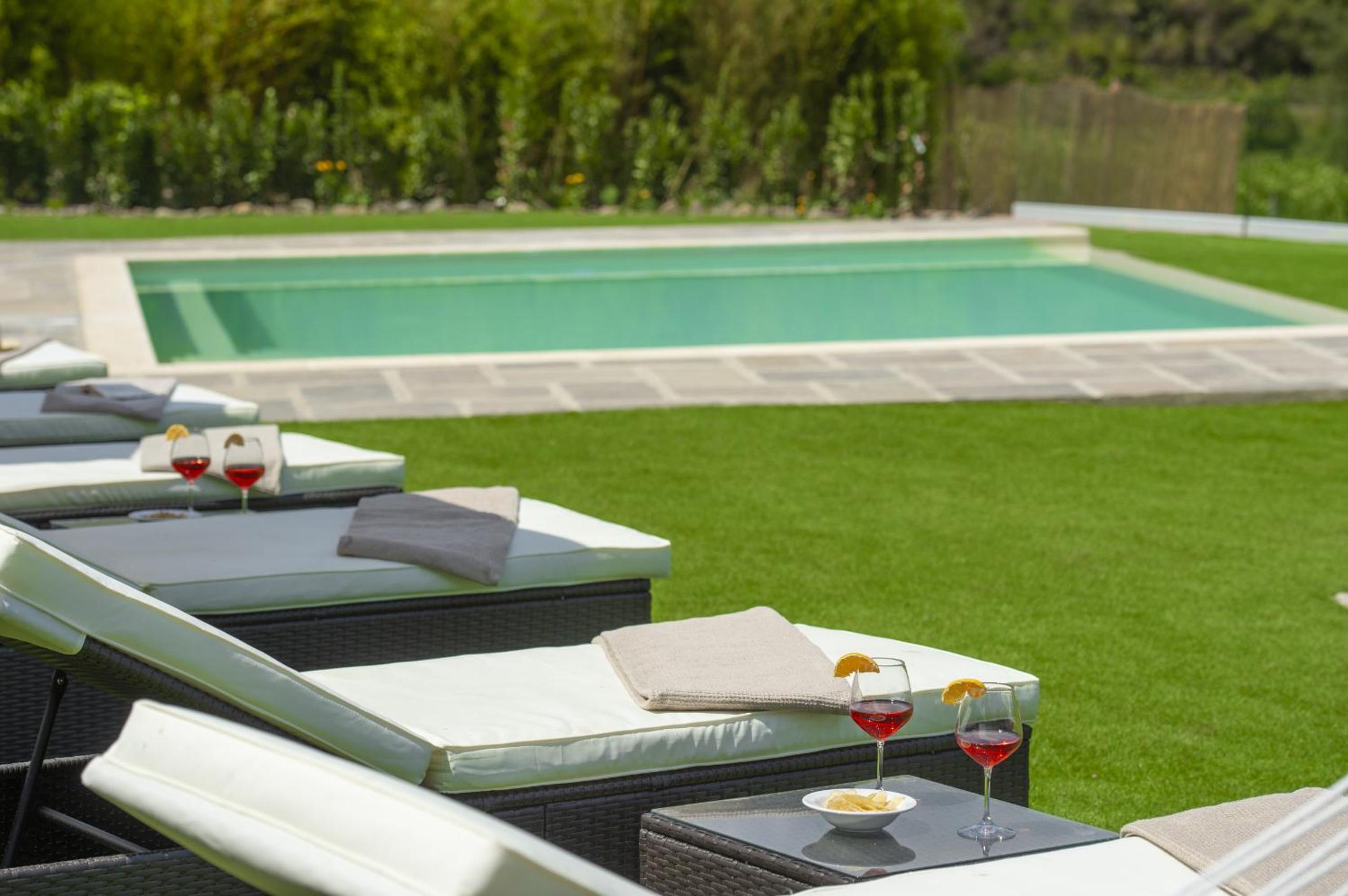 My Exclusive Italy - Villa Chianti with panoramic pool on the vineyard photo 2