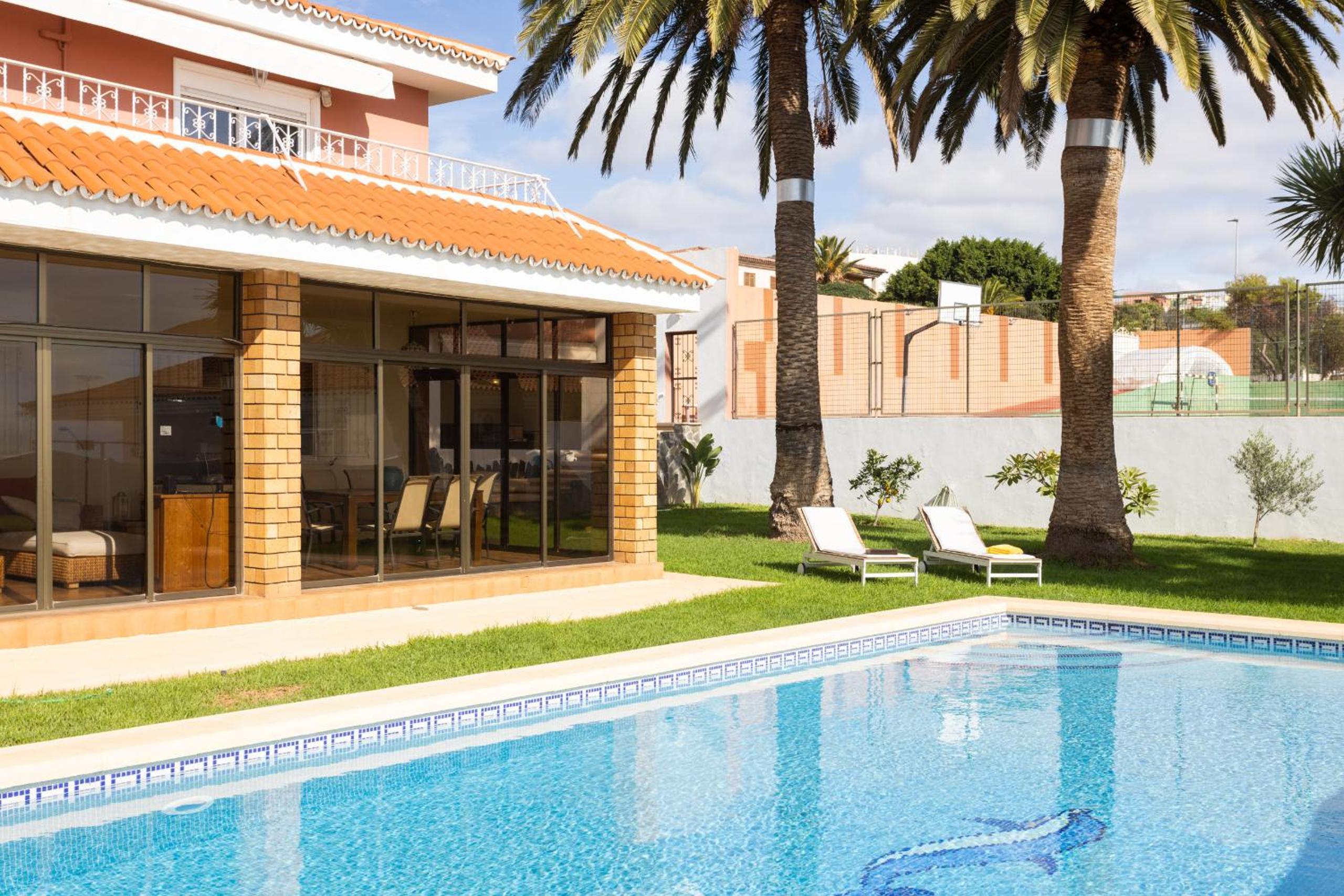 One & Only Sports and Relax by Eden Rentals Villas view 4