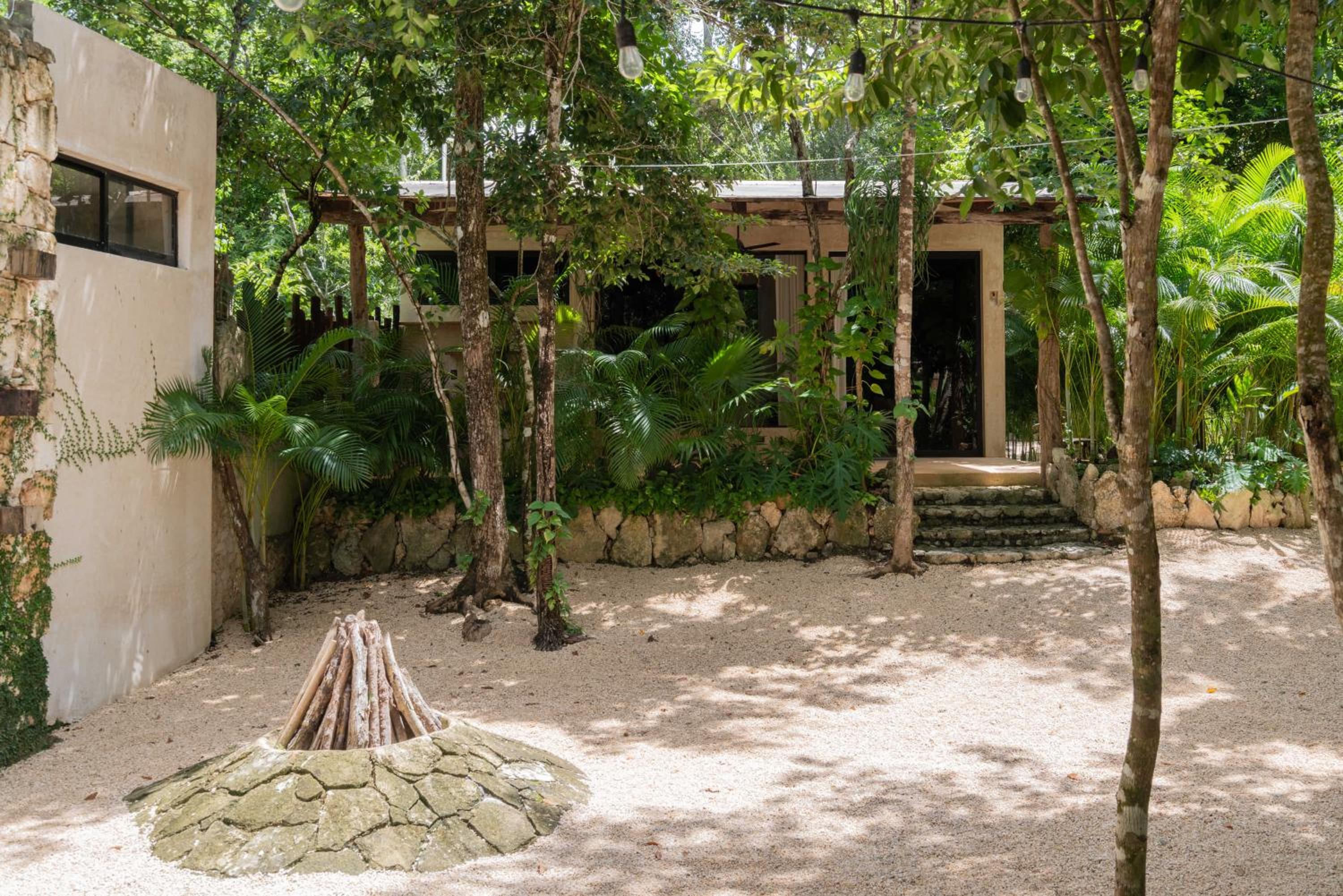Casa Uh view 5