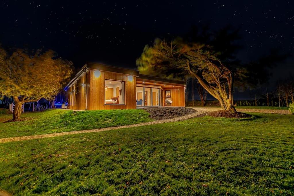 Hotel Luxury holiday home near the coast - Image 1