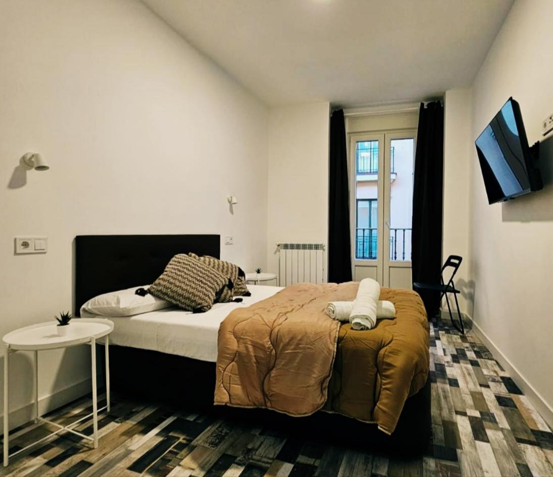 HOSTAL ANDREA GRANVIA