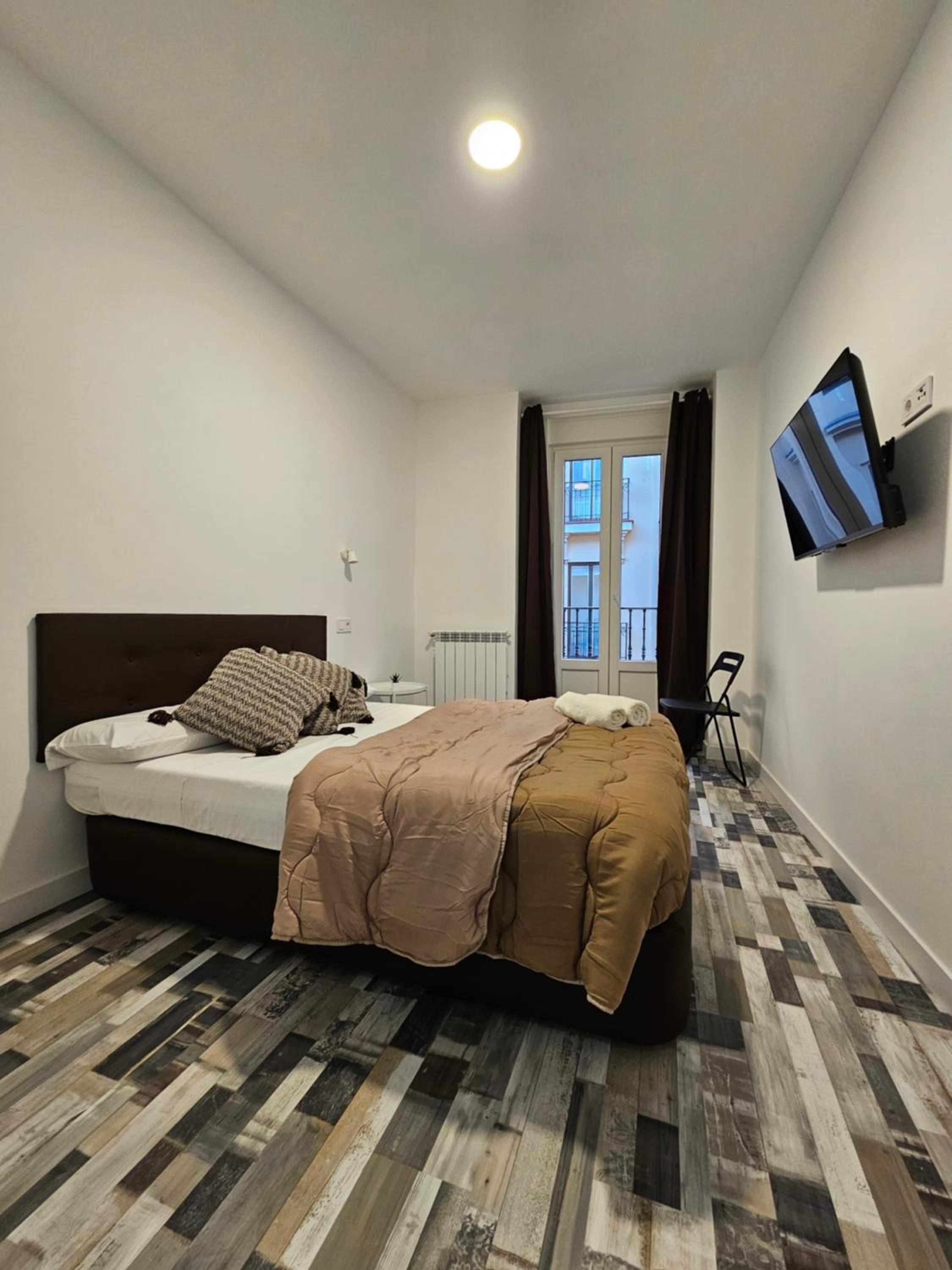 HOSTAL ANDREA GRANVIA