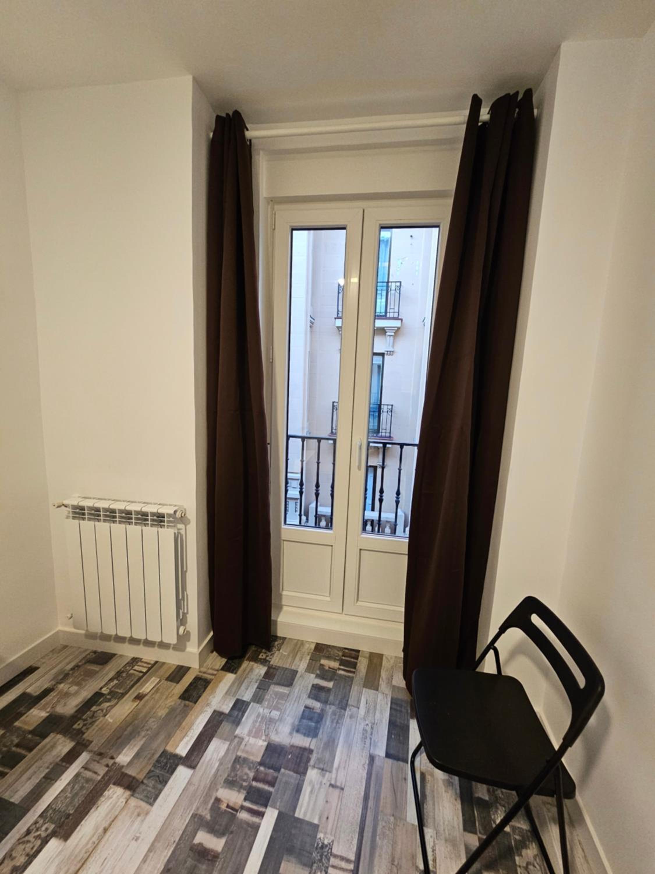 HOSTAL ANDREA GRANVIA