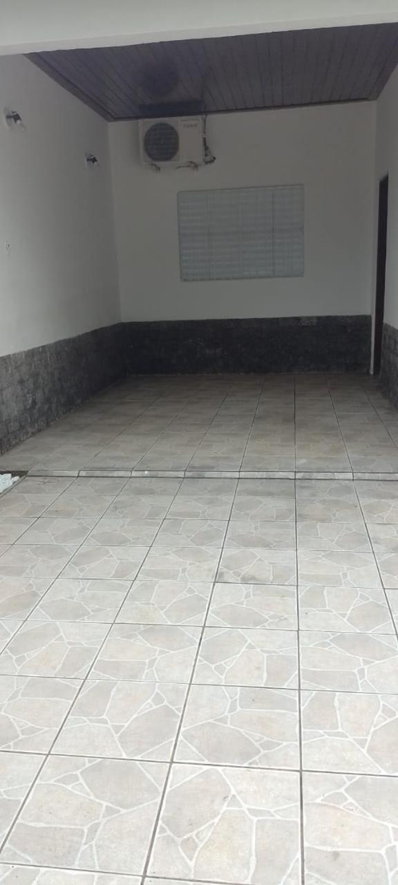 Casa próximo a praia com churrasqueira e ar condicionado!