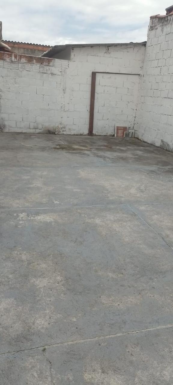 Casa próximo a praia com churrasqueira e ar condicionado!
