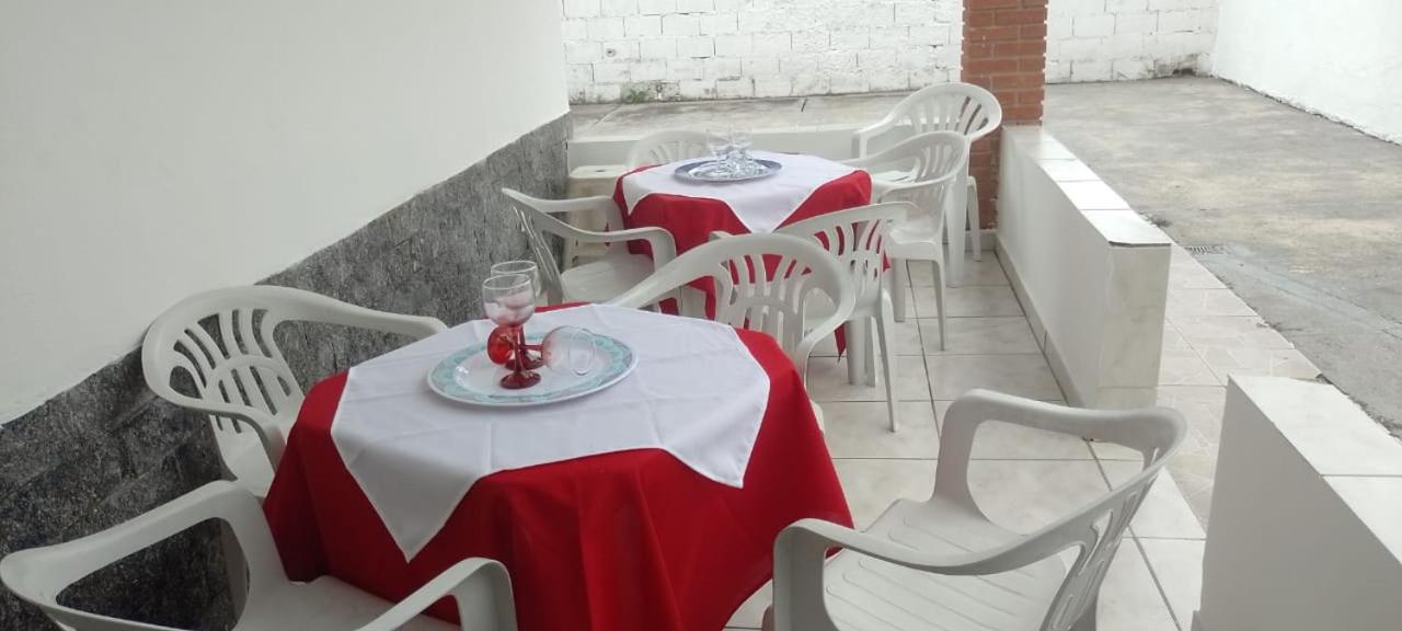 Casa próximo a praia com churrasqueira e ar condicionado!
