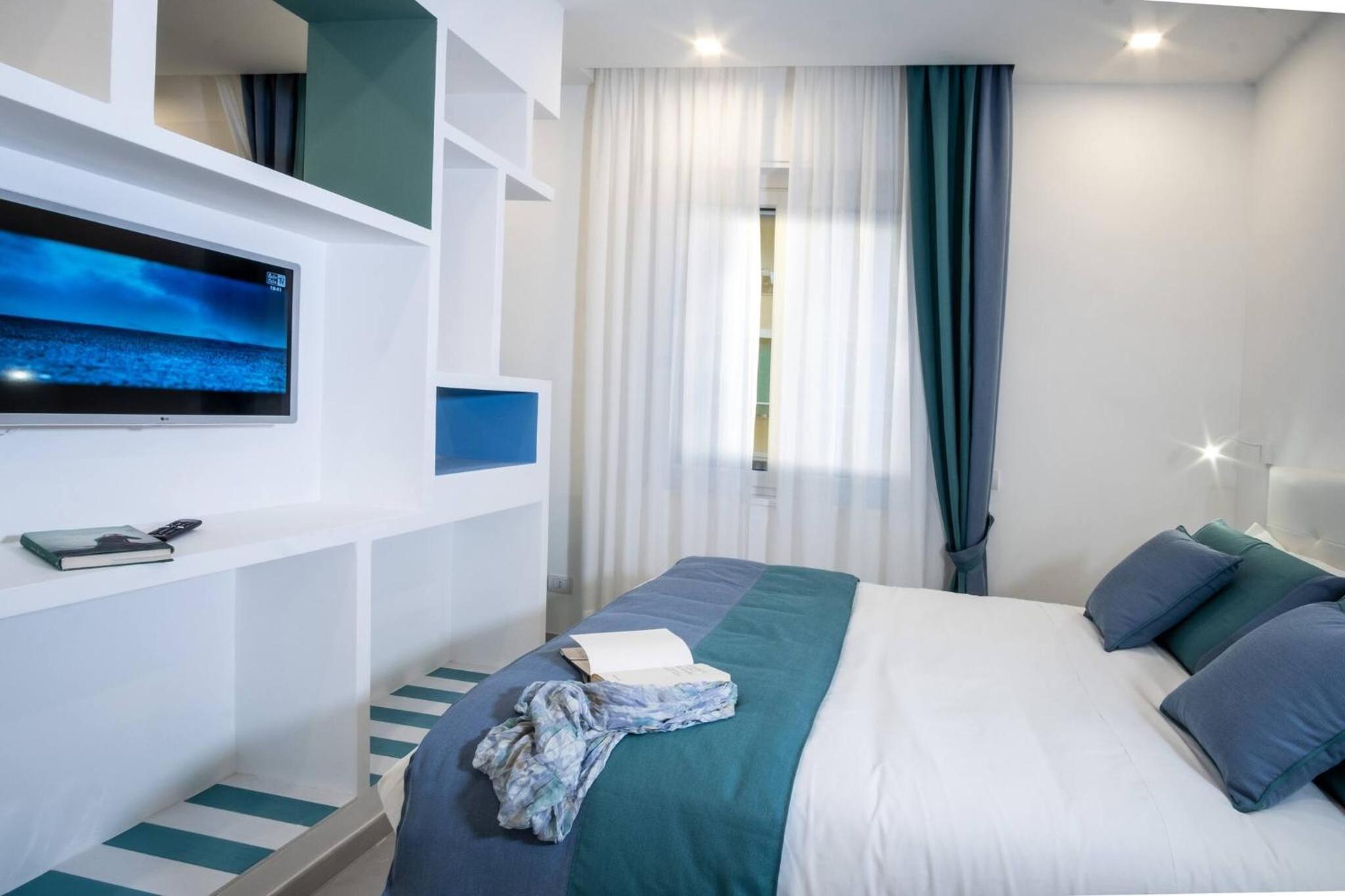 SorrentoVibes - Family Apartment in Sorrento Centre photo 2