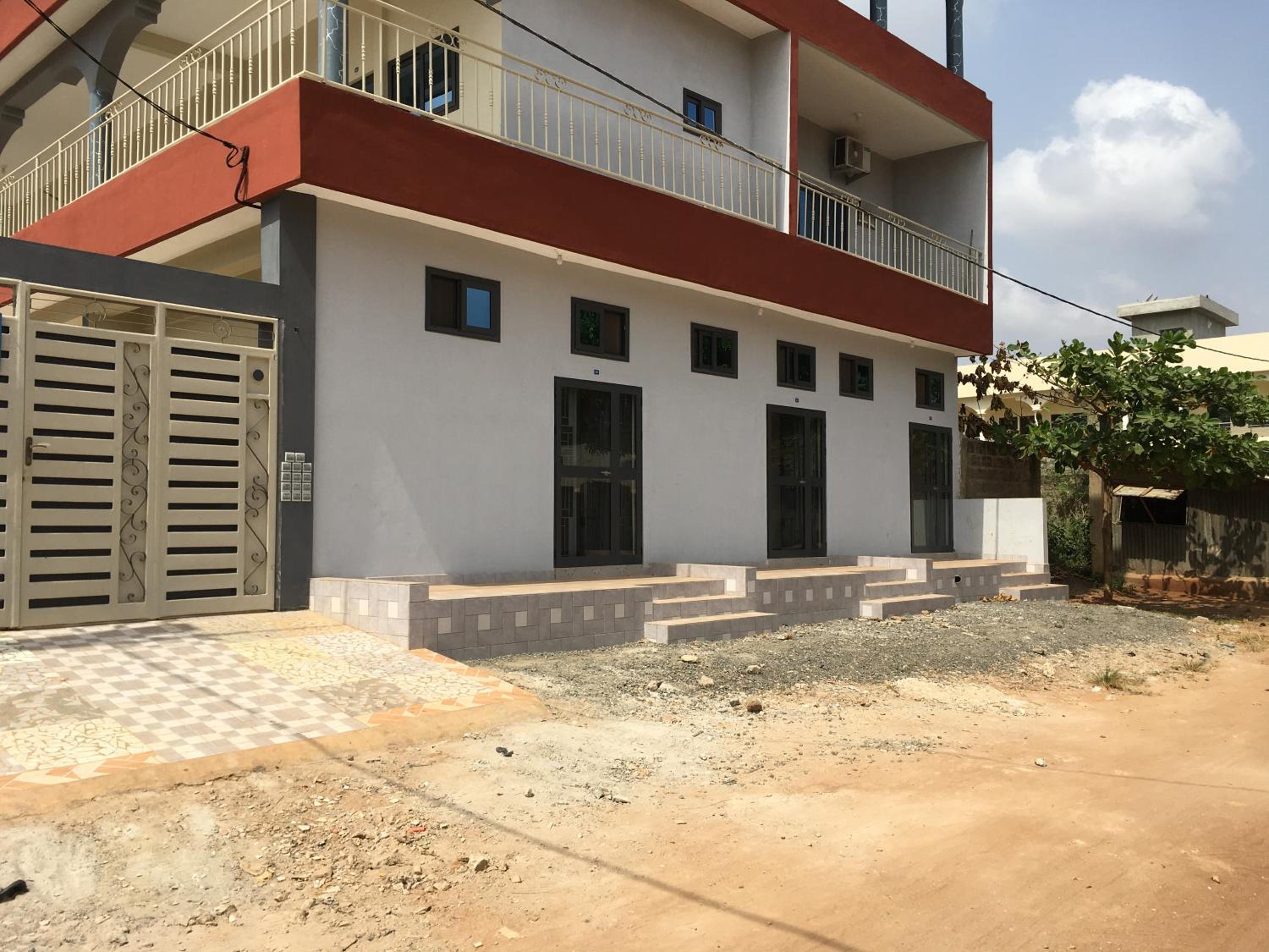 Studio meublé avec balcon personnel