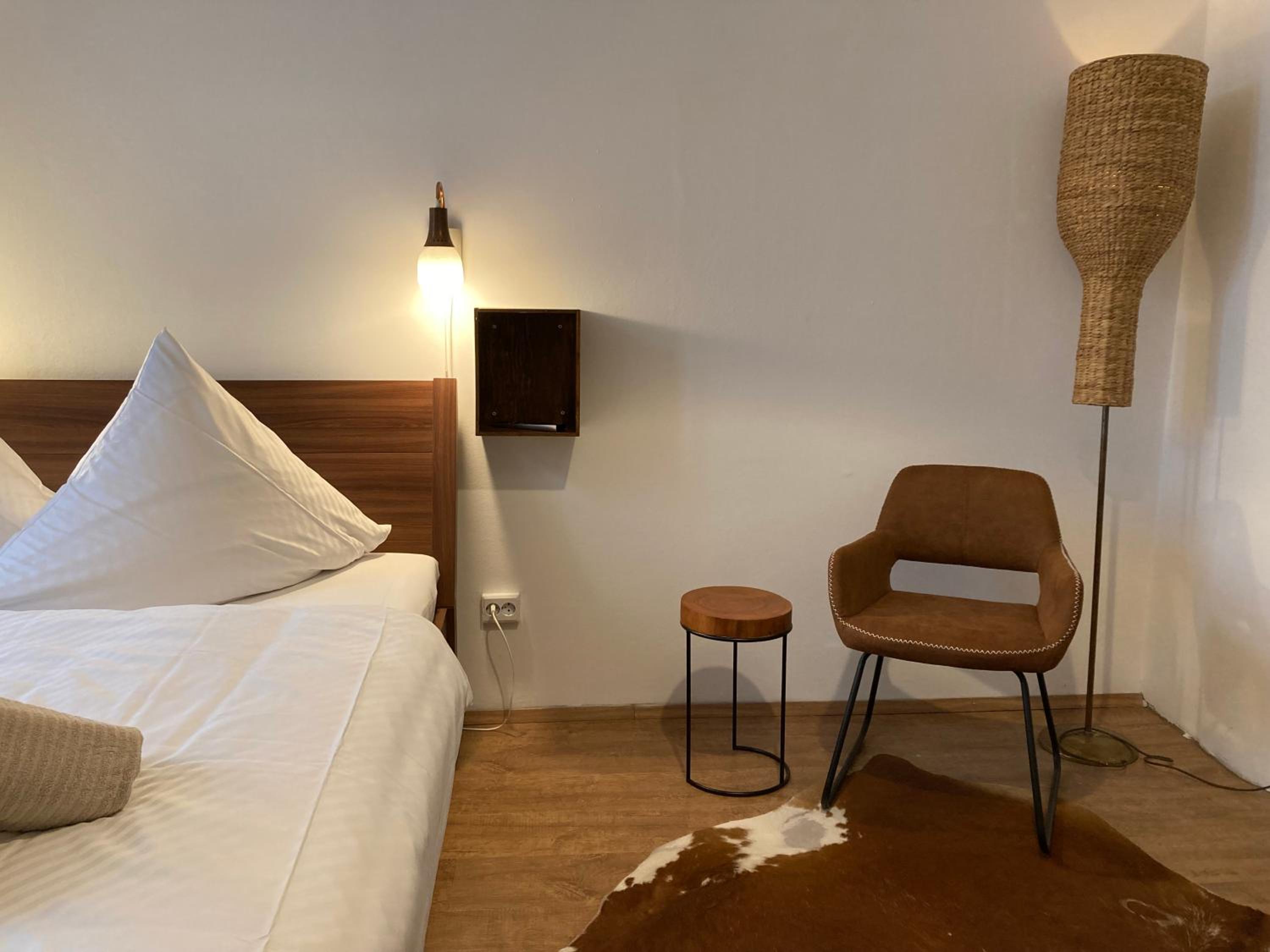 Minimal Hostel No 41