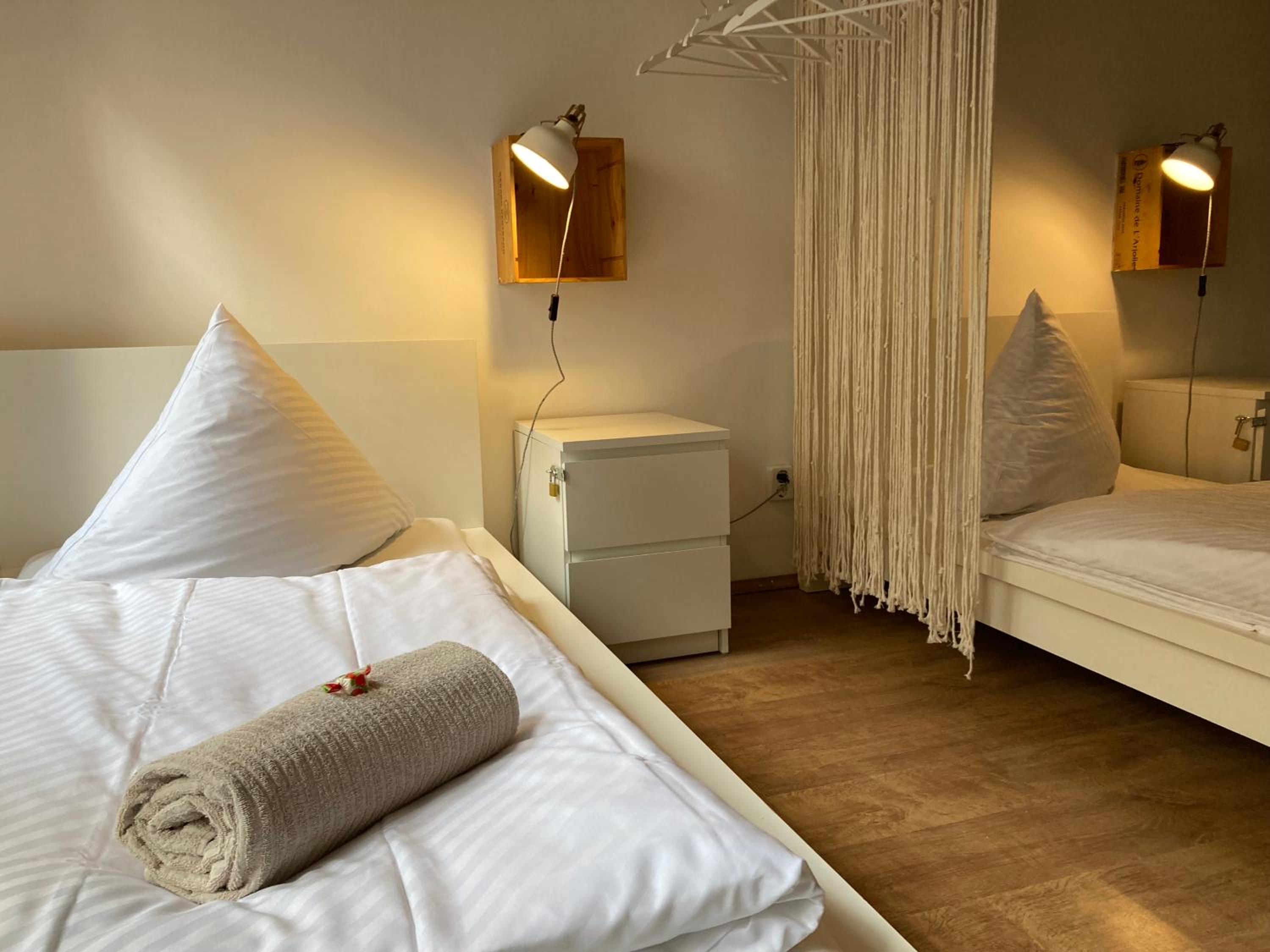 Minimal Hostel No 41
