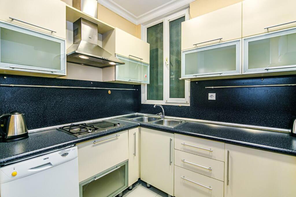 Apartment AzNeft Meydanı