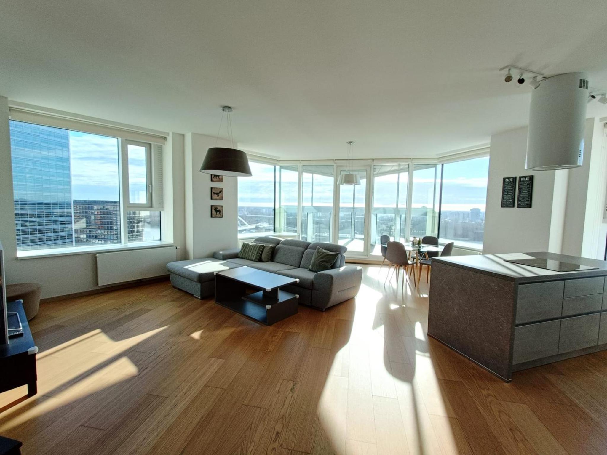 SAG Panorama Apartment 3 rooms 19th floor Great view Free parking view 3