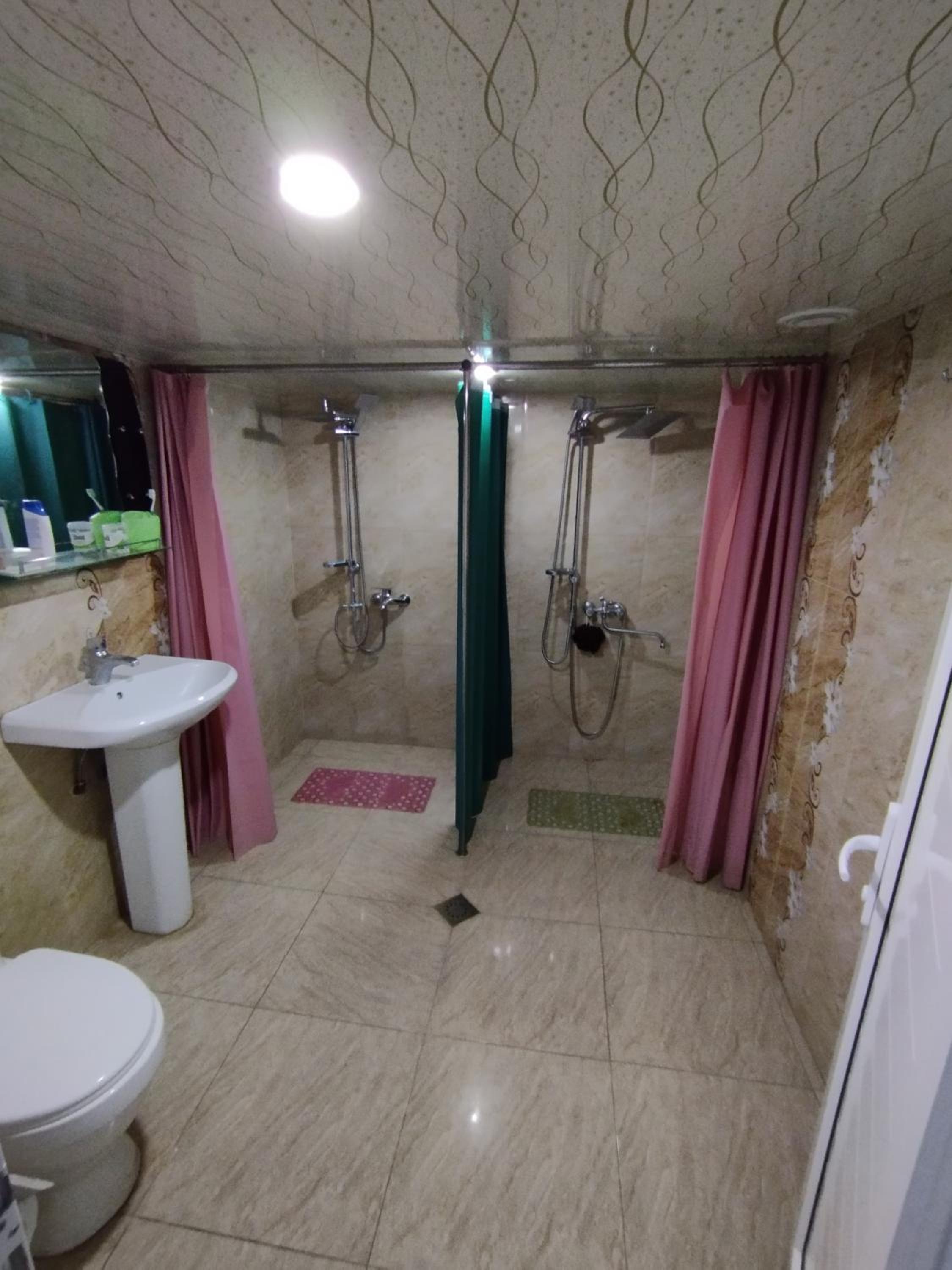 Wooden_Room_Hostel