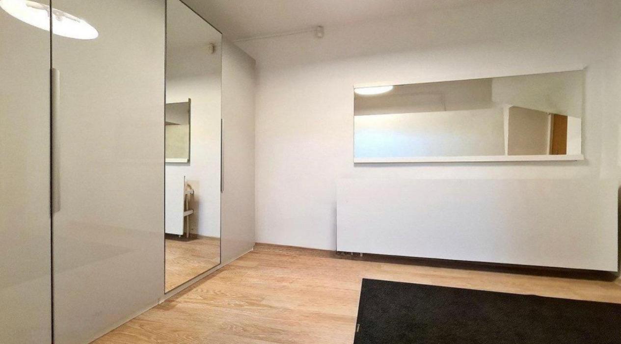 Vilnius town square apartments SELF CHECK-IN 24h by H&H view 3