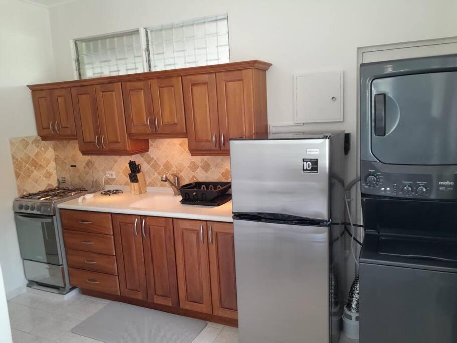 Apt 1 Lynsted - Newly renovated 2 bed 1 bath