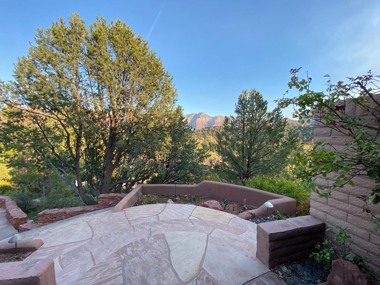 Open Style Home with Magnificent Views!