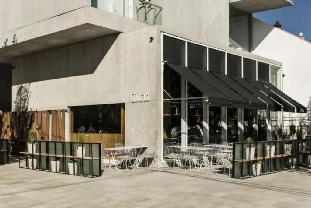 Penthouse Panorámico a Estrenar en Sofisticado Barrio y Edificio 100m2 Piscina Salon de Eventos Gym