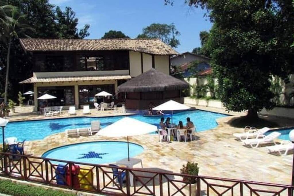 B12 Casa em Maresias condomínio a 50 metros da praia