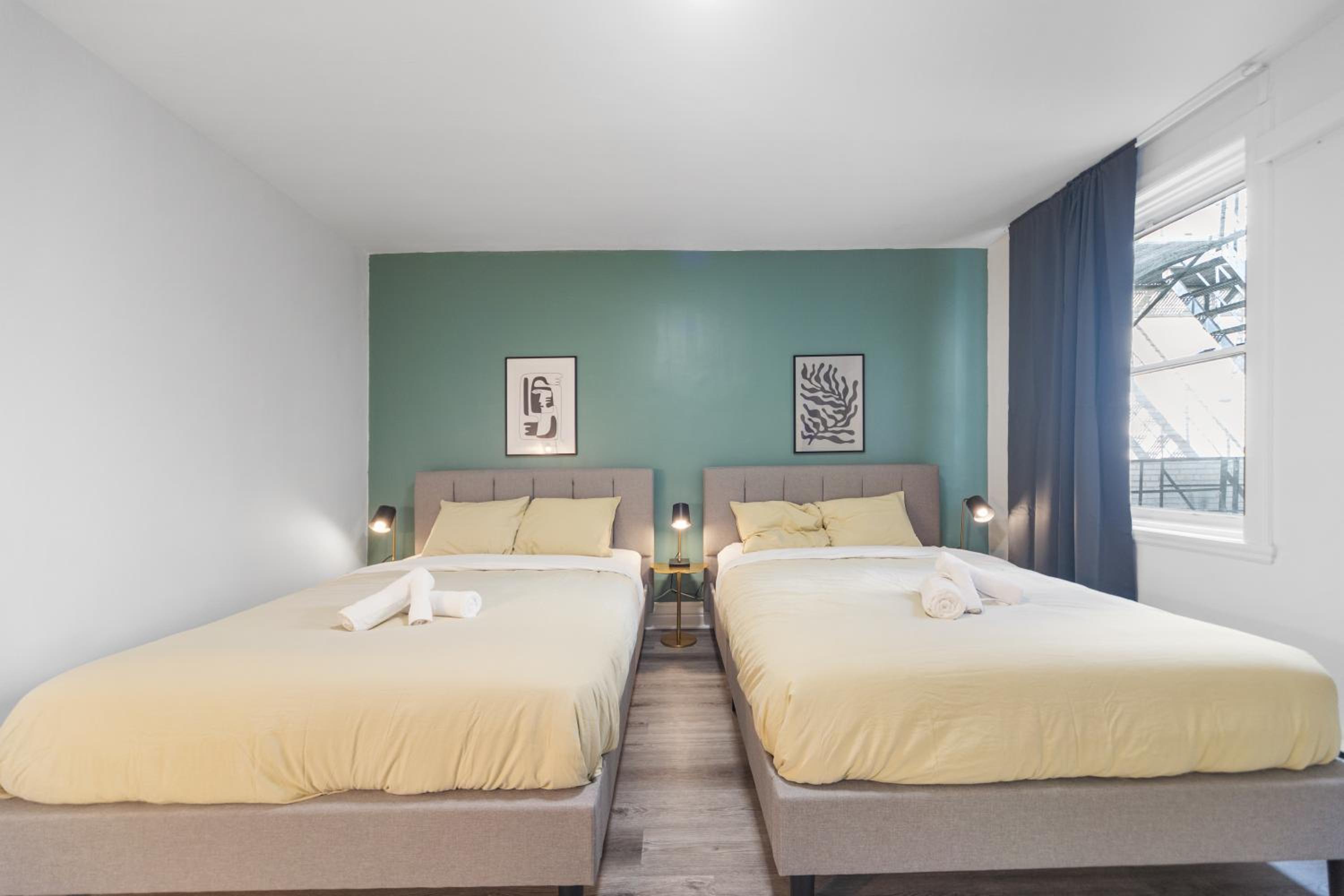 Modern and cozy 4 bedrooms sleep 12
