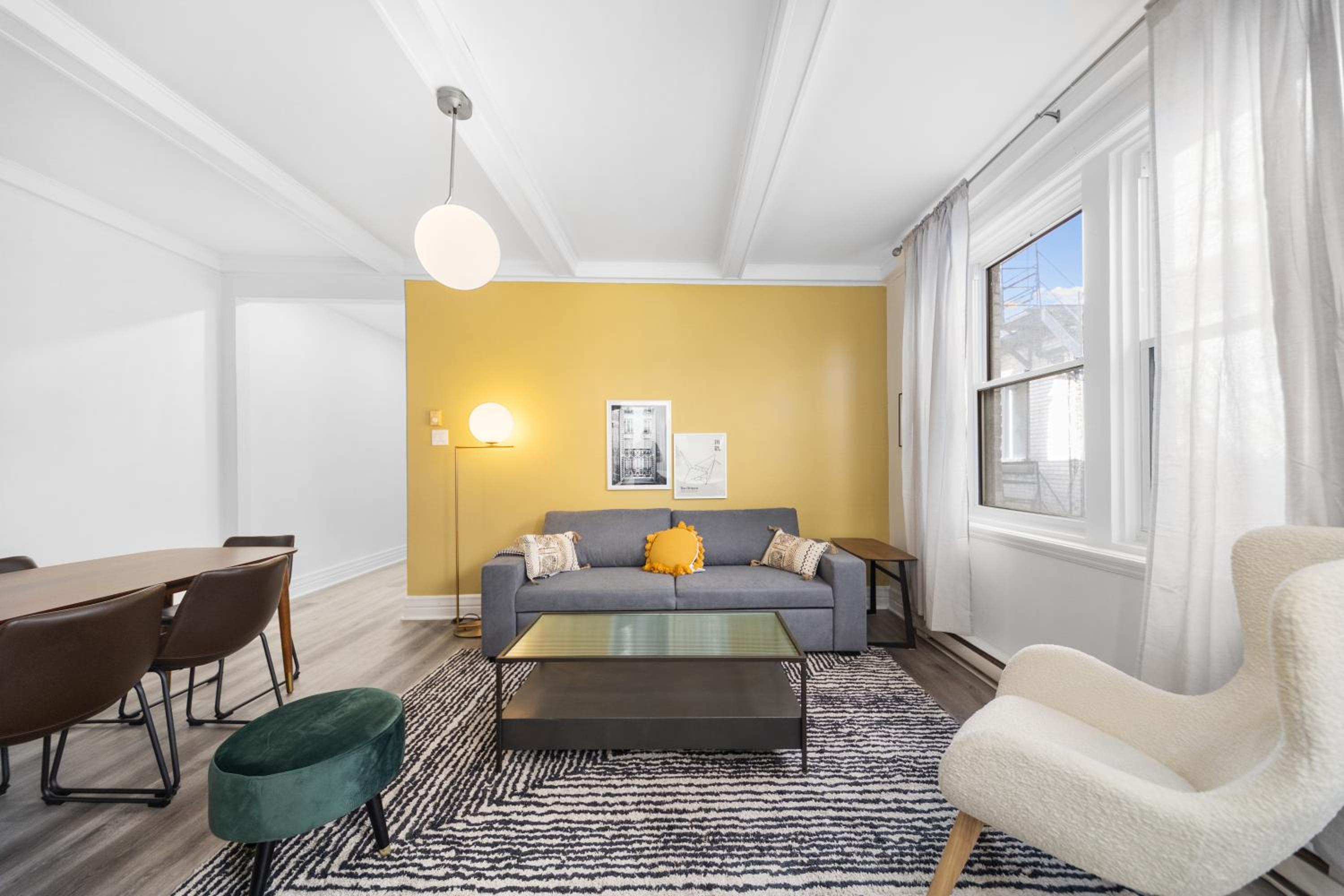 Modern and cozy 4 bedrooms sleep 12