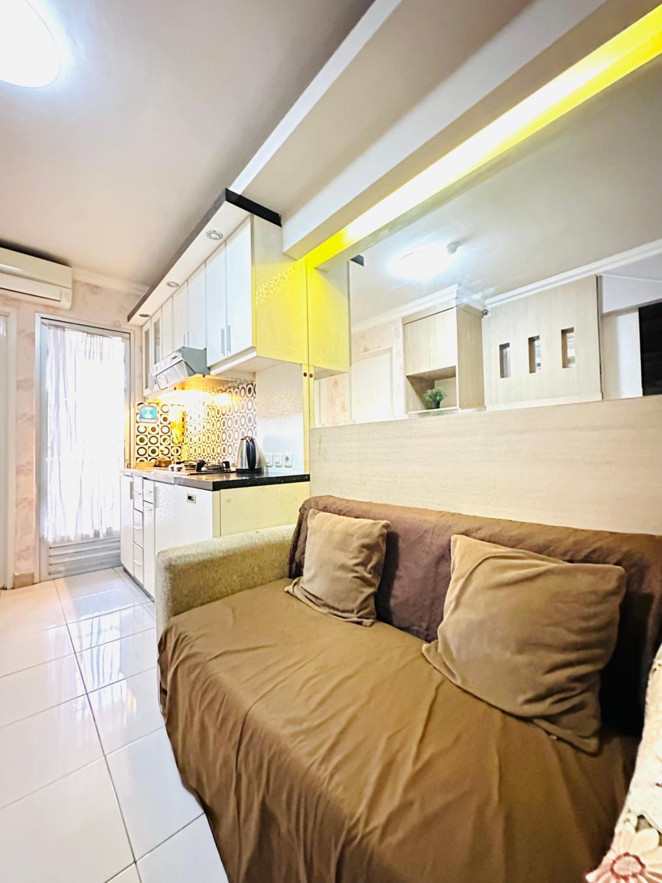 2 Bedrooms Apartment Strategic Location Affordable for All view 2