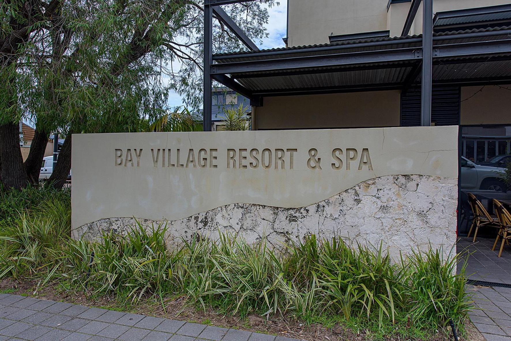 9 DBVillage