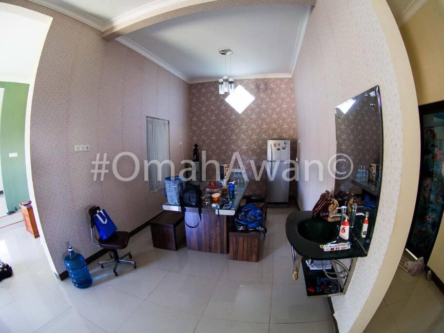 Omah Awan at Desa Wisata Petik Jeruk Selorejo