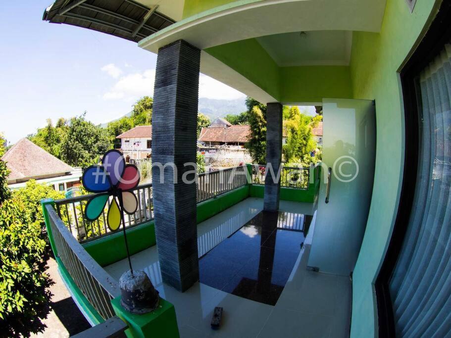 Omah Awan at Desa Wisata Petik Jeruk Selorejo