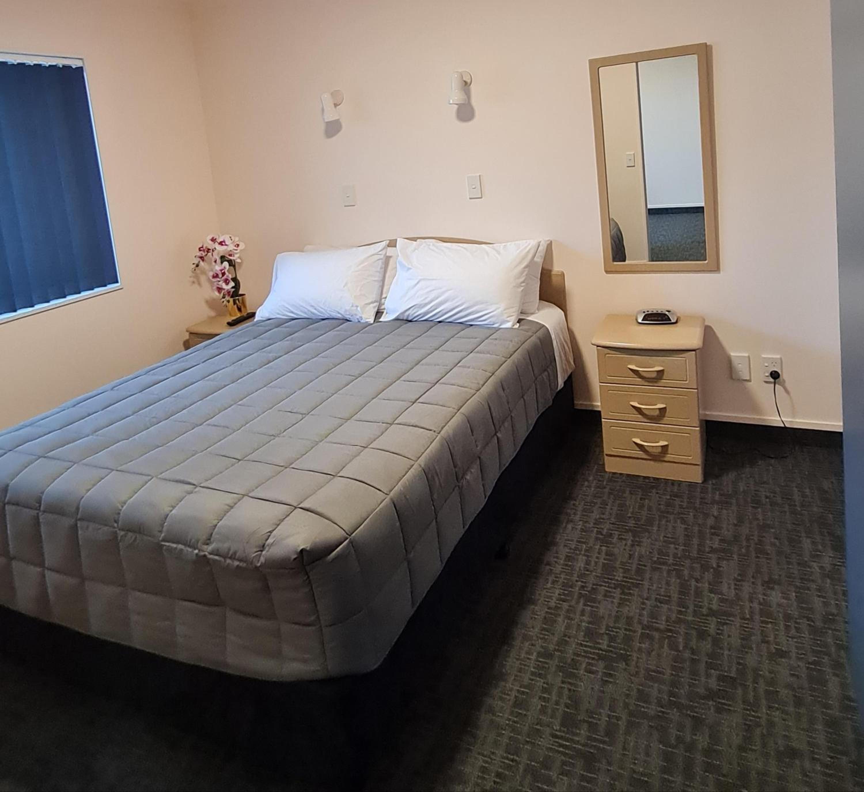 Avenue Heights Motel