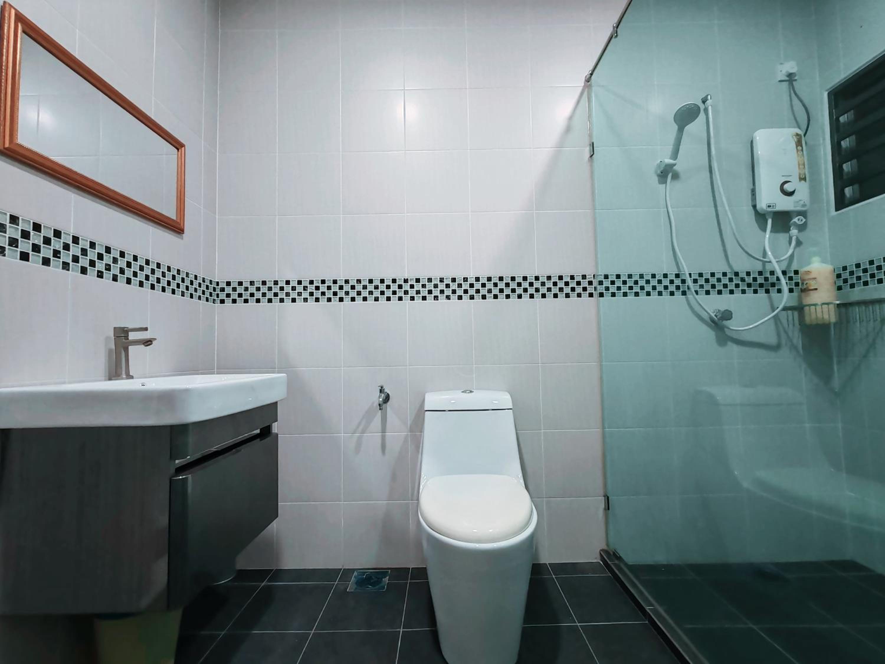 Luxury Semi D Gunung R by Irainbow