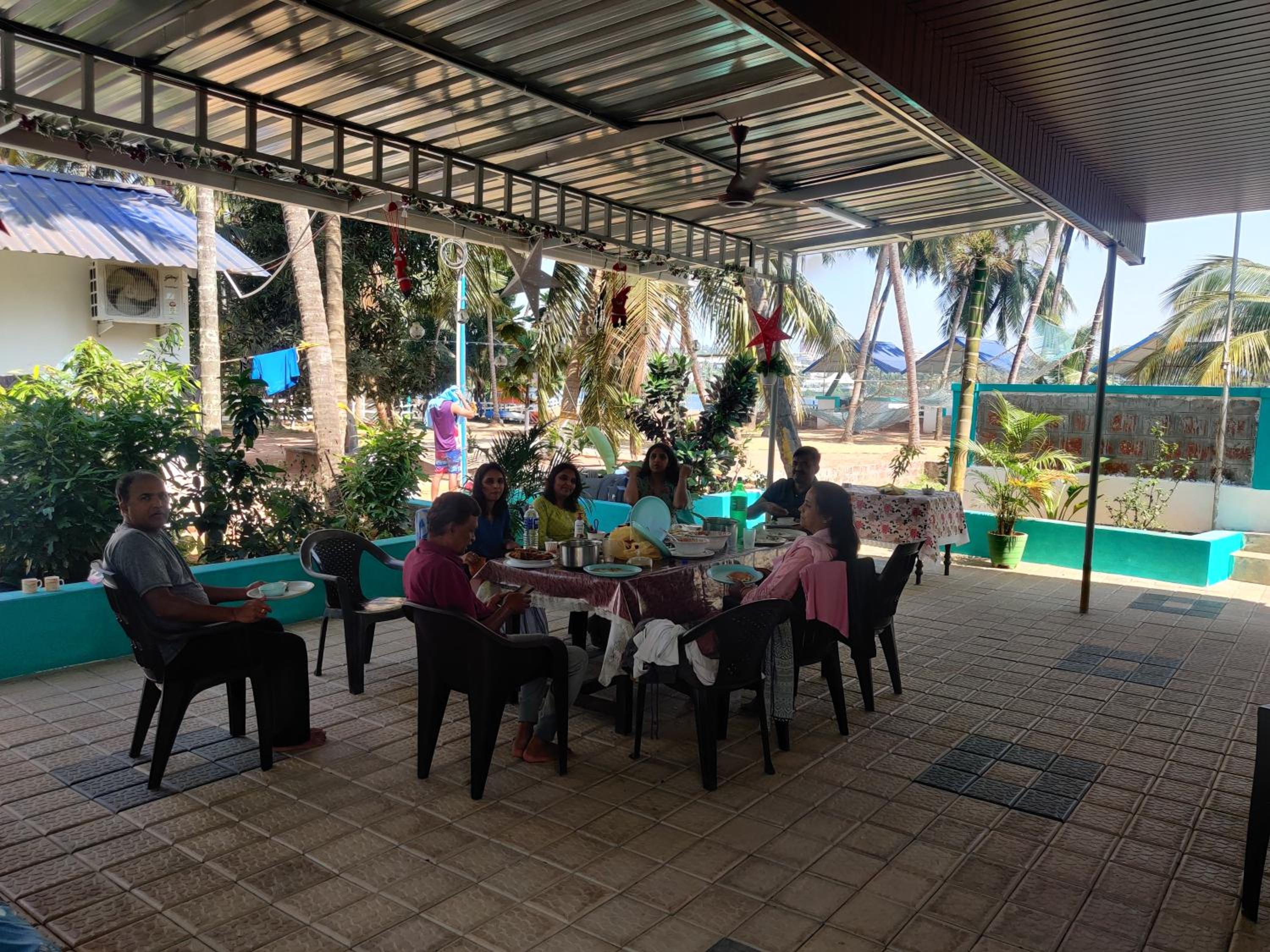 dining