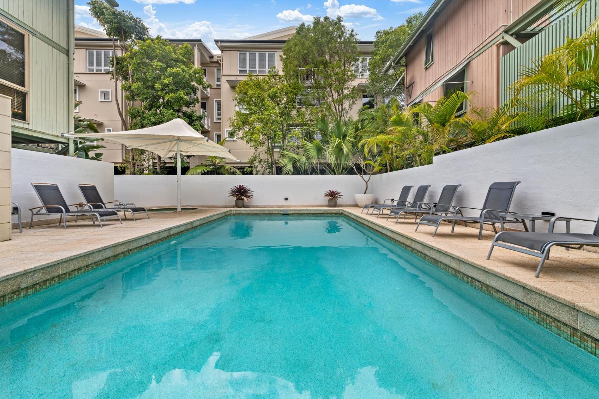 Luxury Retreat New Villa 17, Hastings St