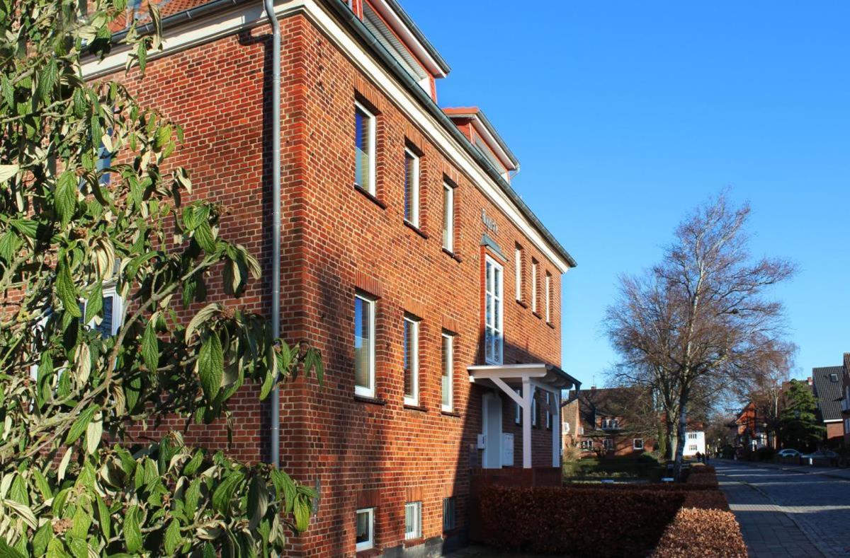 Haus Auguste, Haubentaucher