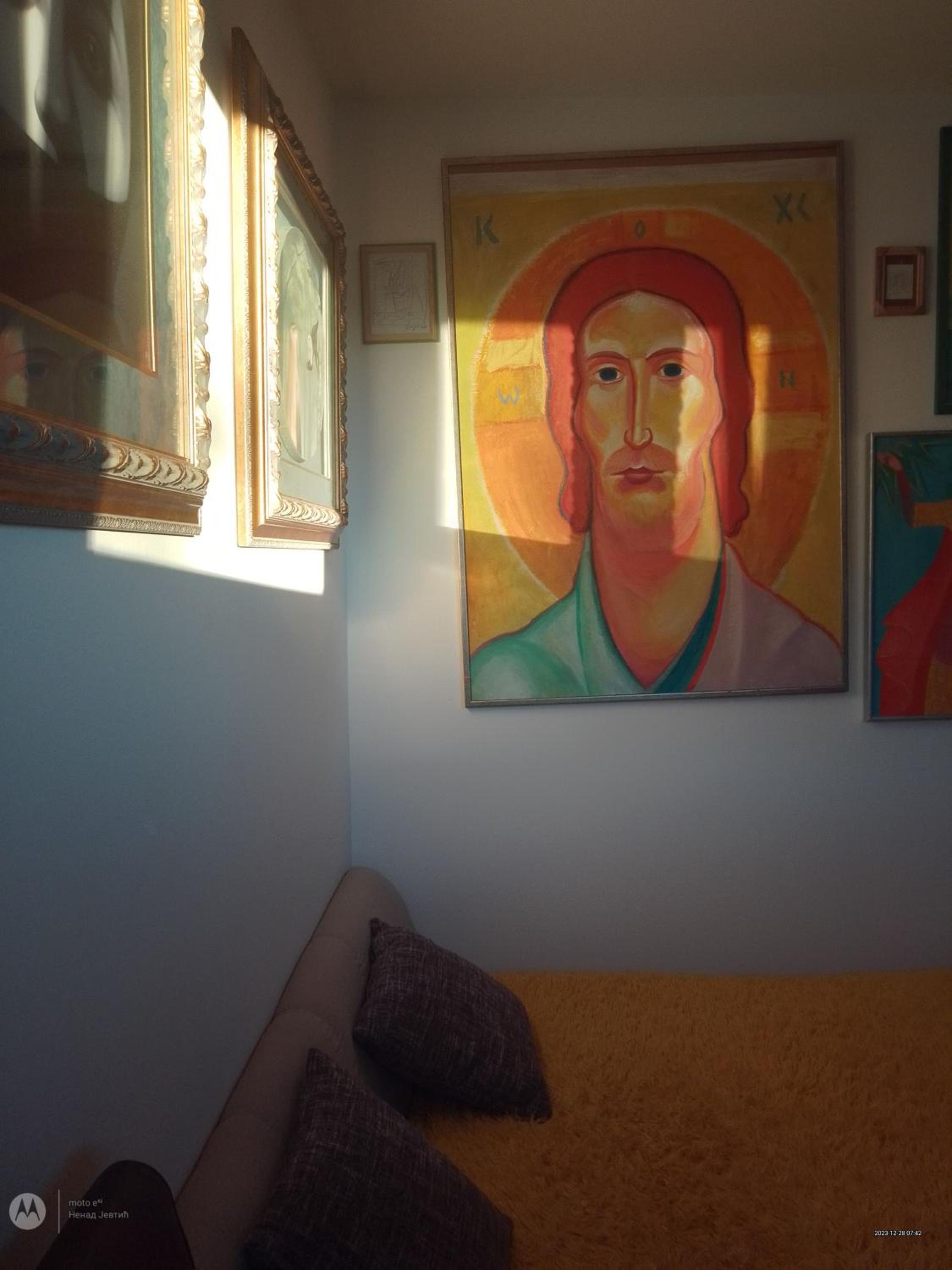 Photo 8